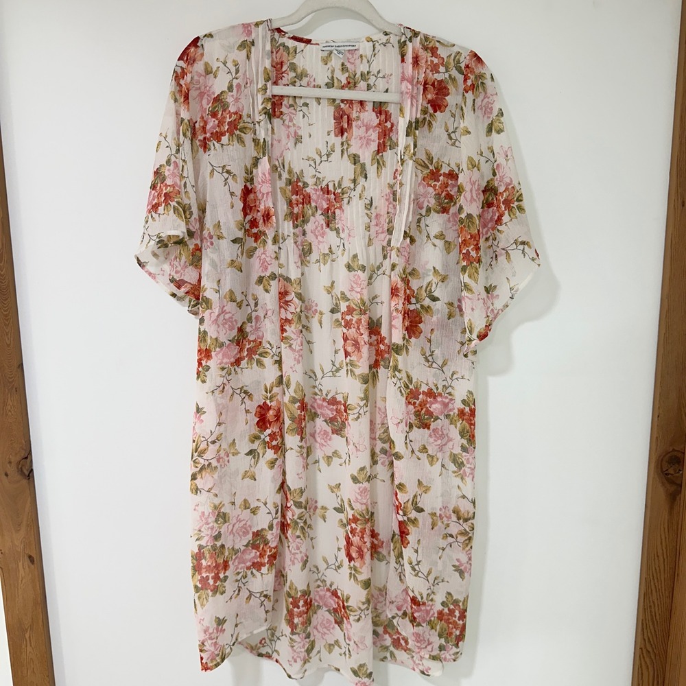 American Eagle Floral Kimono Cardigan Womens XS/S White Pink Open Front | Boho